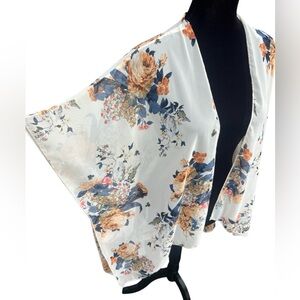 Minimi Open Front Sheer Floral Kimono Size S Pit to Pit 33 1/2”